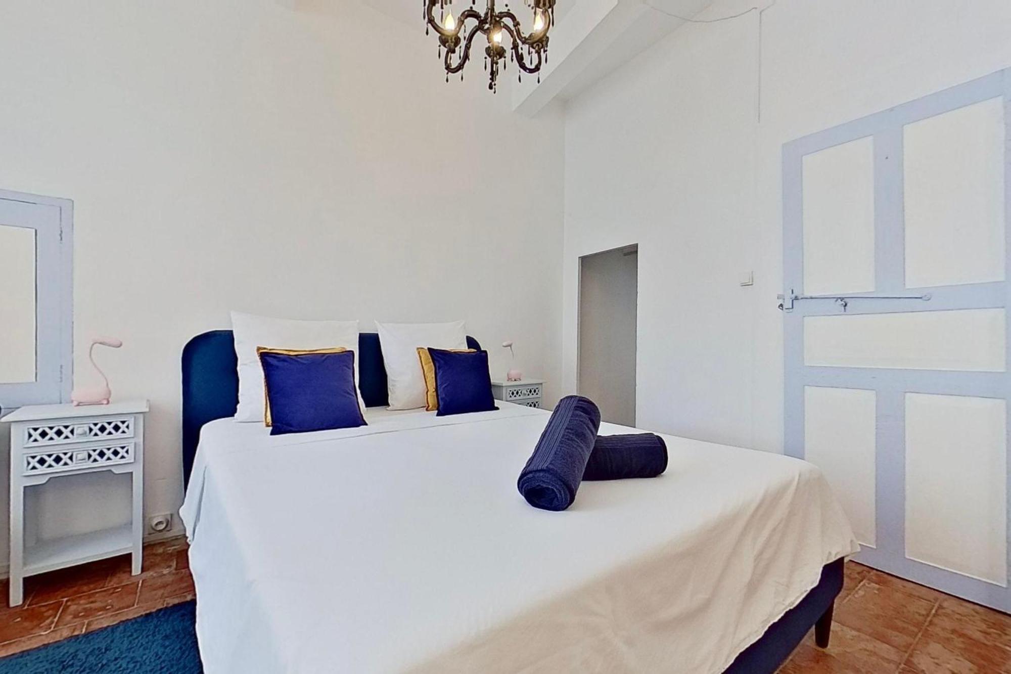 Les 2 Droles D'Oiseaux Bed & Breakfast Luc-sur-Orbieu Dış mekan fotoğraf