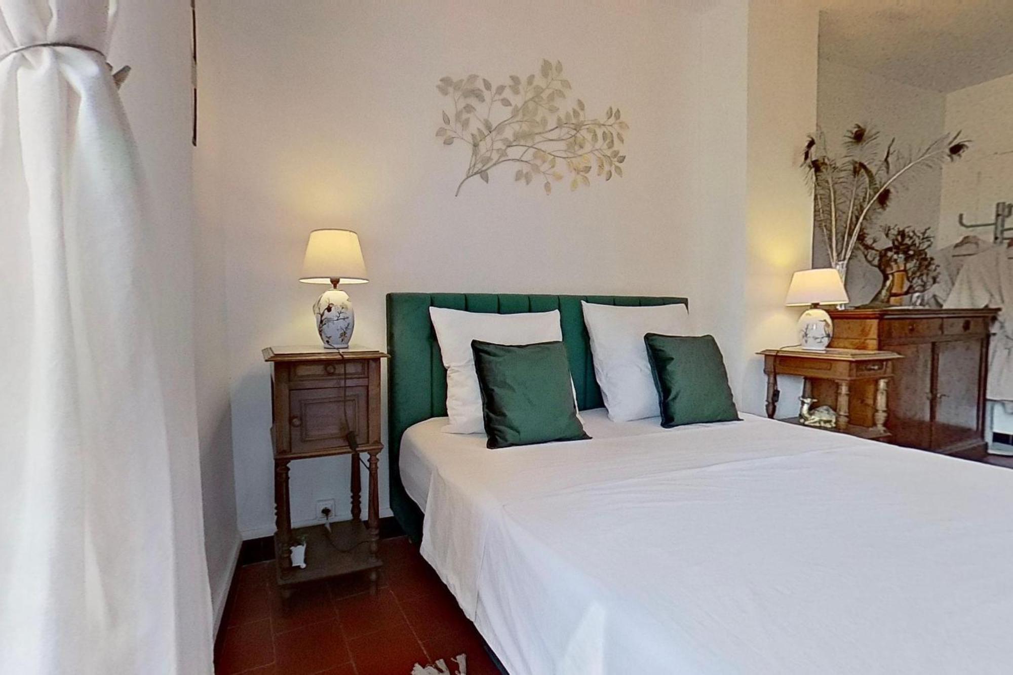 Les 2 Droles D'Oiseaux Bed & Breakfast Luc-sur-Orbieu Dış mekan fotoğraf