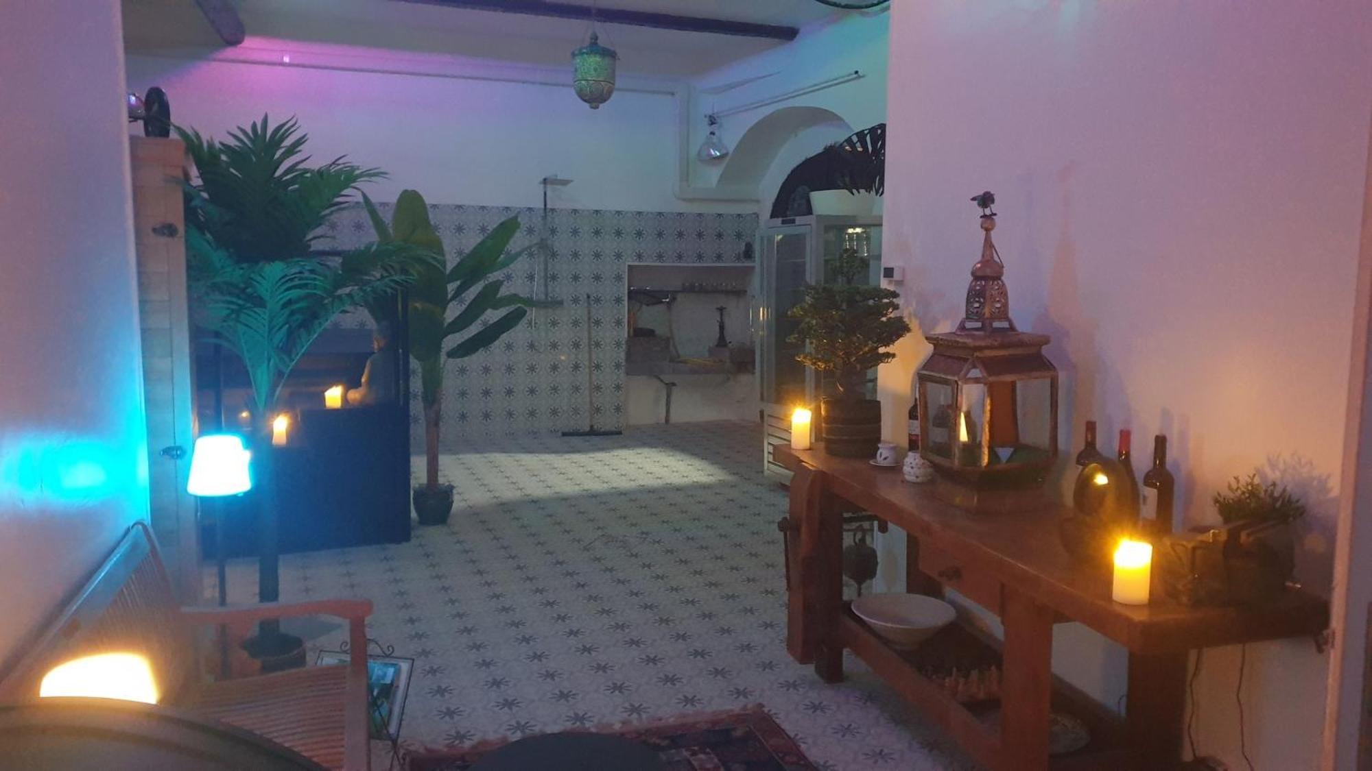 Les 2 Droles D'Oiseaux Bed & Breakfast Luc-sur-Orbieu Dış mekan fotoğraf